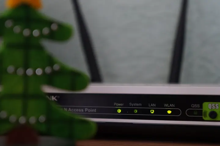 Home Wi-Fi router connected and online